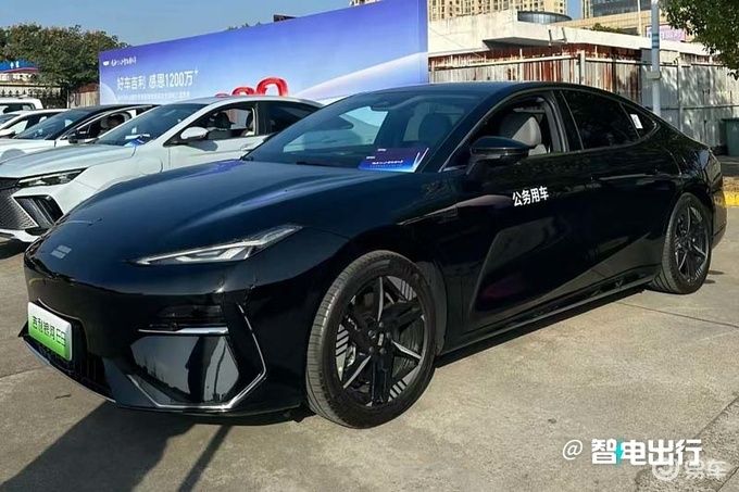 吉利确认：“最美轿车”银河E8下月5日上市！价格有惊喜？