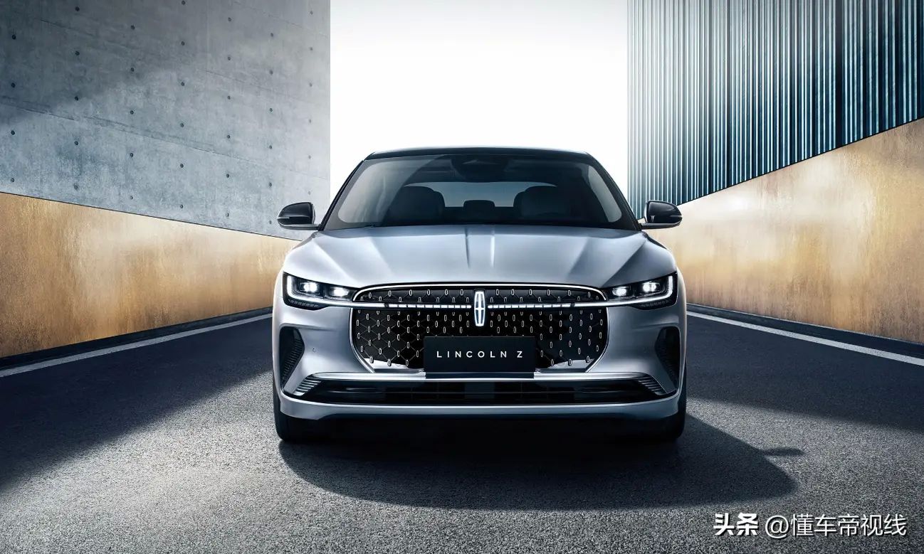 新车 | 售价27.98万元 2.0T燃油动力/竞争奥迪A4L 林肯Z新增车型上市
